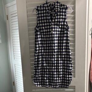 Lands’ End Navy and White Gingham Sleeveless Shirt Dress.